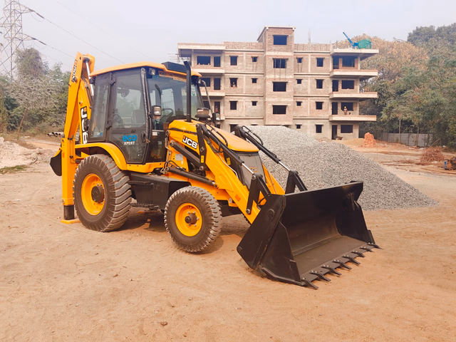 Heavy Machinery Site Mobilization